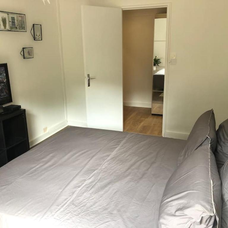 Le Pompidou 3 pièces à 2 min de la gare - Appartement 2 Chambres - 10