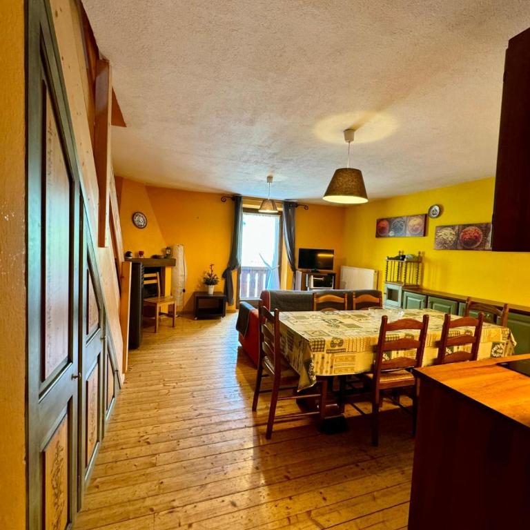 Brici's House 69 - Mountain Apartment Tonale - Appartamento con 2 Camere da Letto - 1