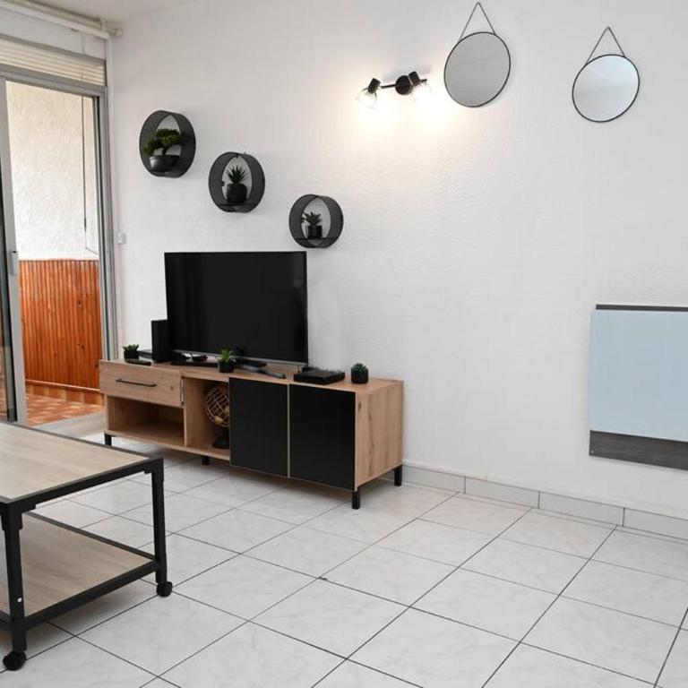 Charmant studio cabine avec parking - Apartamento de 1 dormitorio - 1