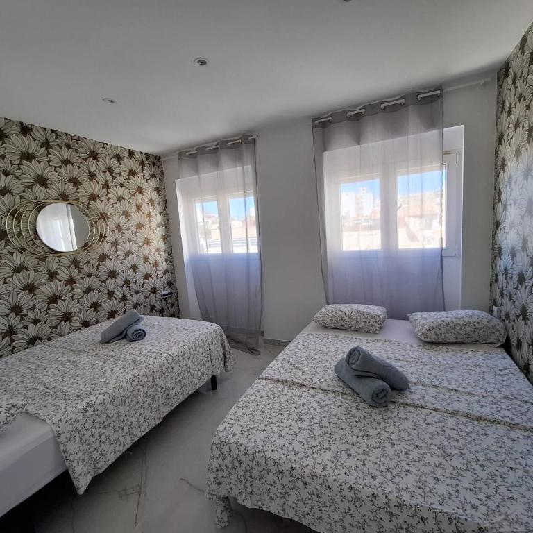 CENTRuM6 - Two-Bedroom Apartment - 6