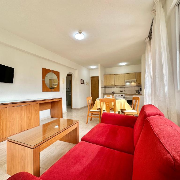 Alta Beachside Apartments - One-Bedroom Apartment with Balcony and Sea View - 4