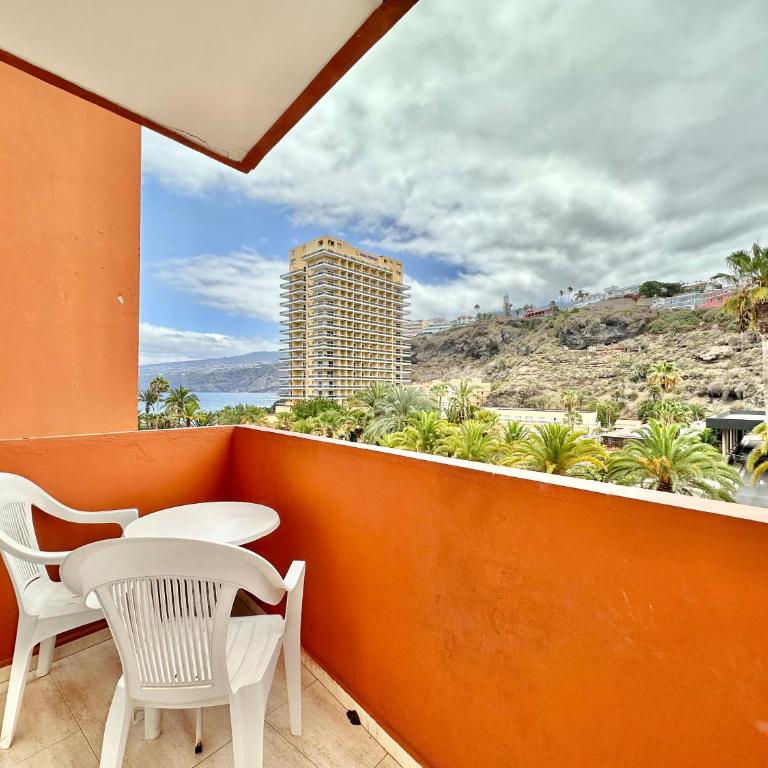 Alta Beachside Apartments - One-Bedroom Apartment with Balcony and Sea View - 25
