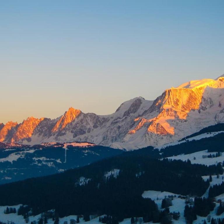 Exceptional view of village and mountain - Appartement 1 Chambre - 35