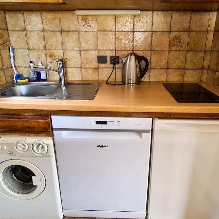 Exceptional view of village and mountain - Appartement 1 Chambre - 12