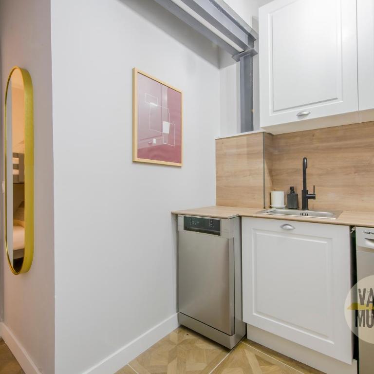 Confortable Apt para 9pax en el centro de Madrid E3 - Apartment - 10