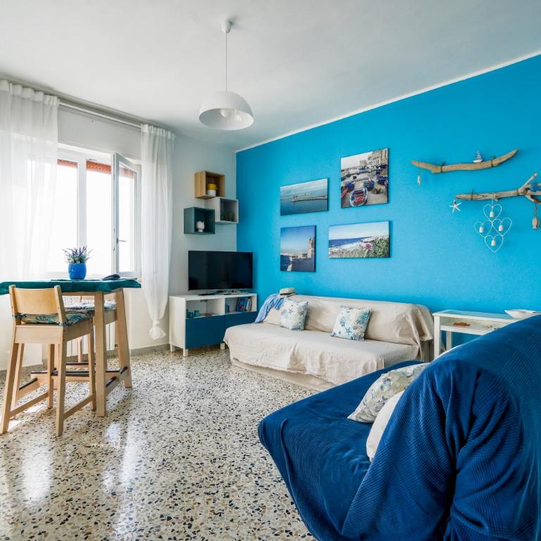 GuestHost - Mareluce Seaview Apartment - Apartment with View and Balcony - 2