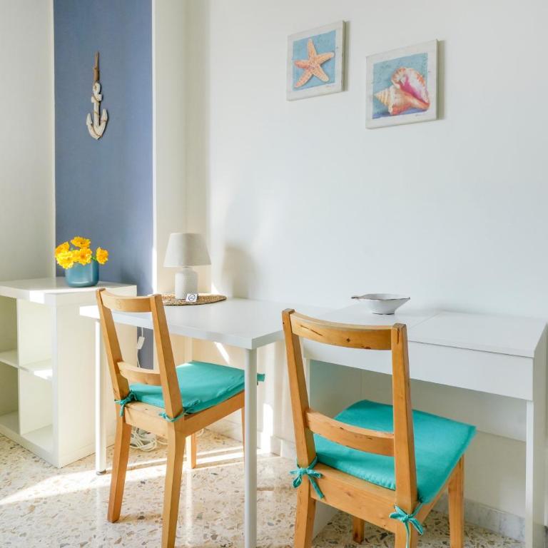 GuestHost - Mareluce Seaview Apartment - Apartment with View and Balcony - 16