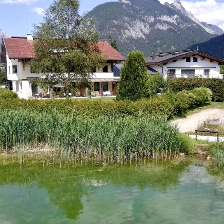 Forellenhof Appartements & Grossmutters Bungalow - Apartment mit Terrasse - 2
