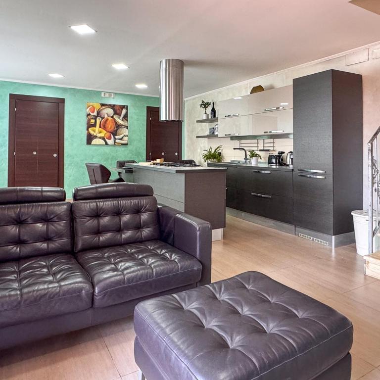Kira House - Two-Bedroom Apartment - 4
