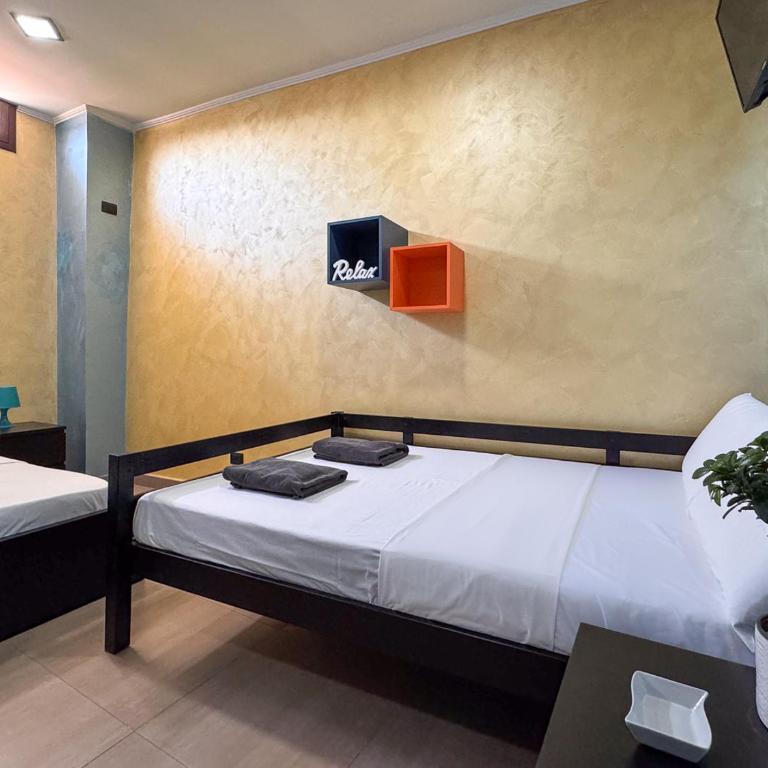 Kira House - Two-Bedroom Apartment - 12
