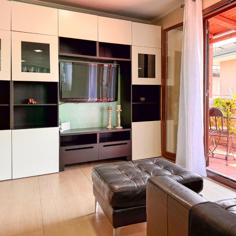 Kira House - Two-Bedroom Apartment - 39