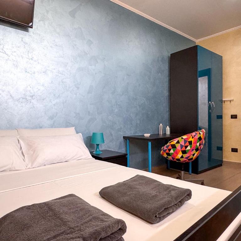 Kira House - Two-Bedroom Apartment - 25