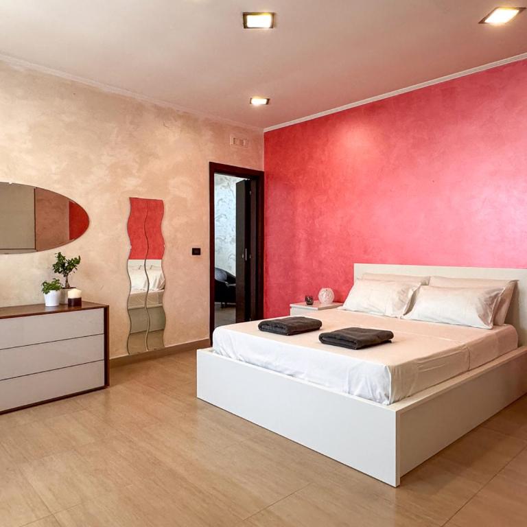 Kira House - Two-Bedroom Apartment - 24