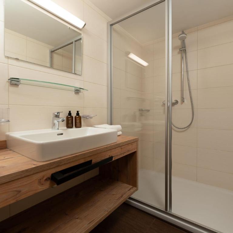 Berghof Sölden - anno 1588 - Comfort Apartment mit 3 Schlafzimmern - 8