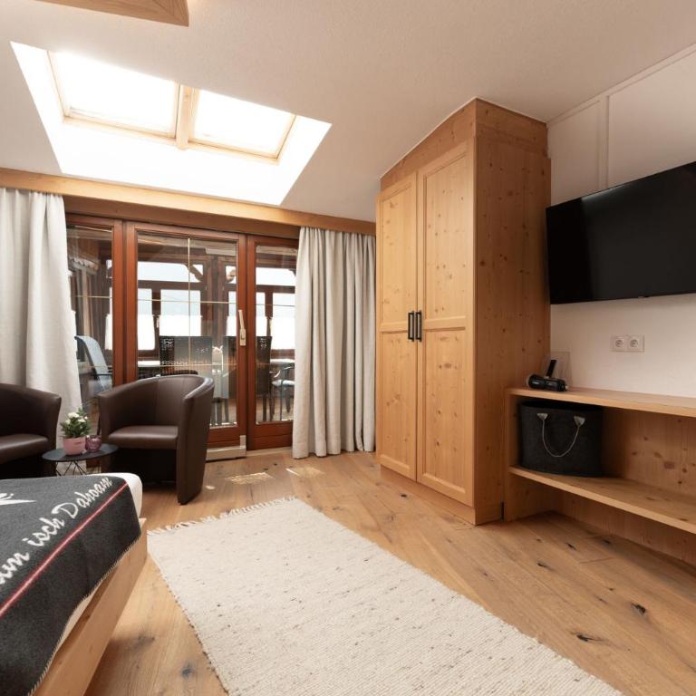 Berghof Sölden - anno 1588 - Comfort Apartment mit 3 Schlafzimmern - 12