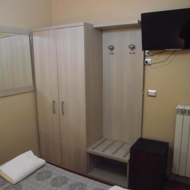 Hotel Elide - Economy Double Room - 4