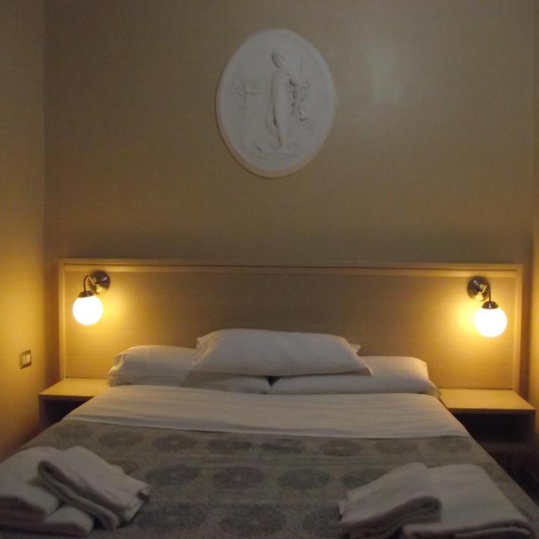 Hotel Elide - Standard Double Room - 10
