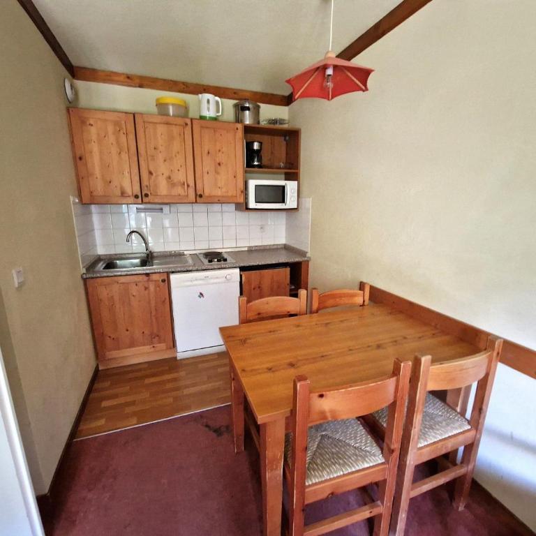 T2 pour 4 personnes, à 30m des pistes et des commerces, Valfréjus - FR-1-265-207 - Apartment (4 Erwachsene) - 2