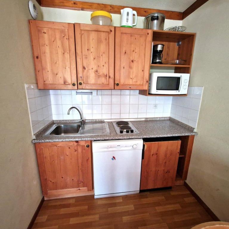 T2 pour 4 personnes, à 30m des pistes et des commerces, Valfréjus - FR-1-265-207 - Apartment (4 Erwachsene) - 5