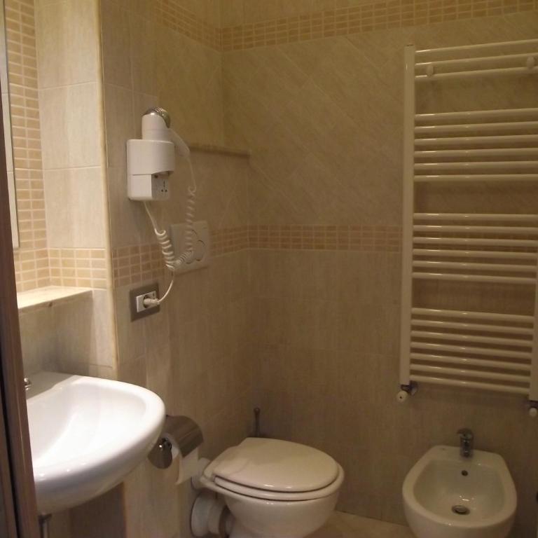 Hotel Elide - Standard Double Room - 17