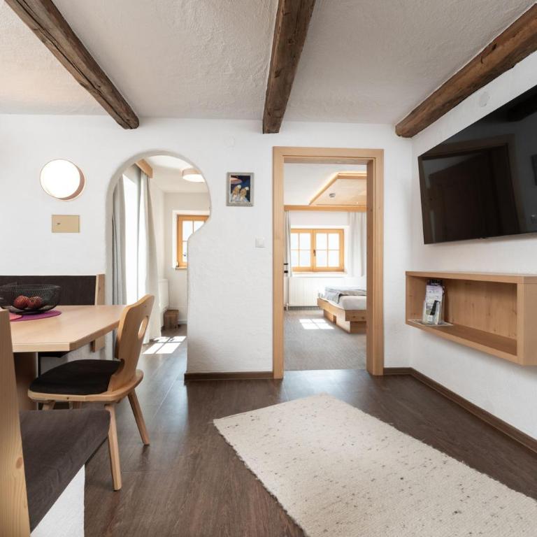 Berghof Sölden - anno 1588 - Apartment mit 2 Schlafzimmern - 1