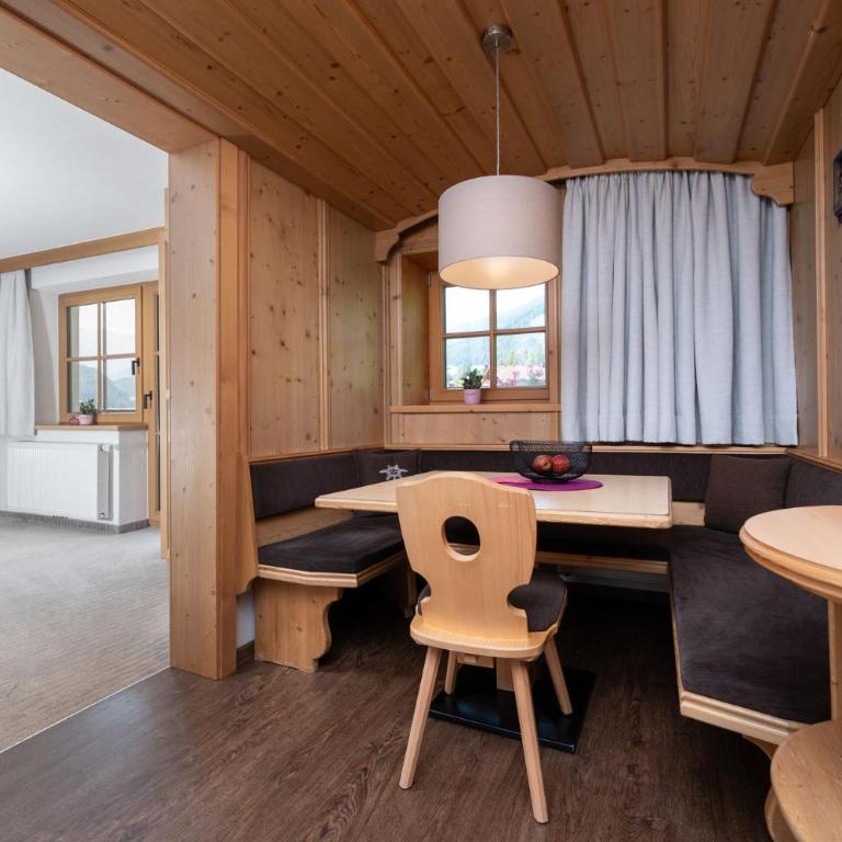 Berghof Sölden - anno 1588 - Apartment mit 2 Schlafzimmern - 1