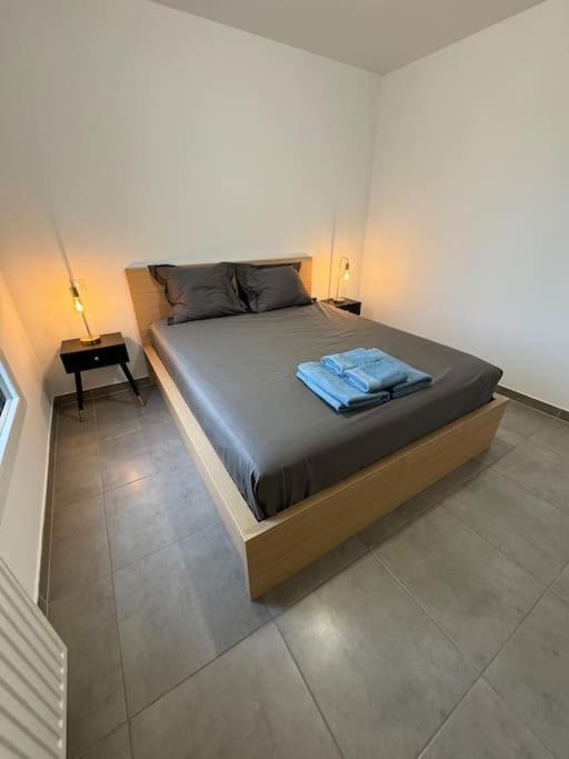 Luxueux 5 pc, Jacuzzi, rooftop, terrasse, clim - Apartamento - 12