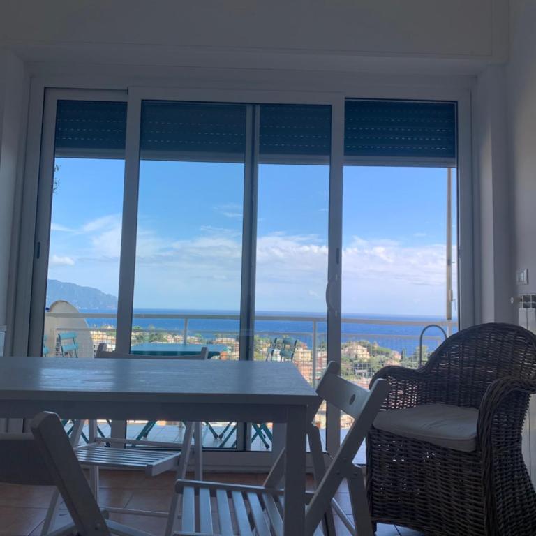 La Superba - Appartamento con 2 Camere da Letto e Vista Mare - 7