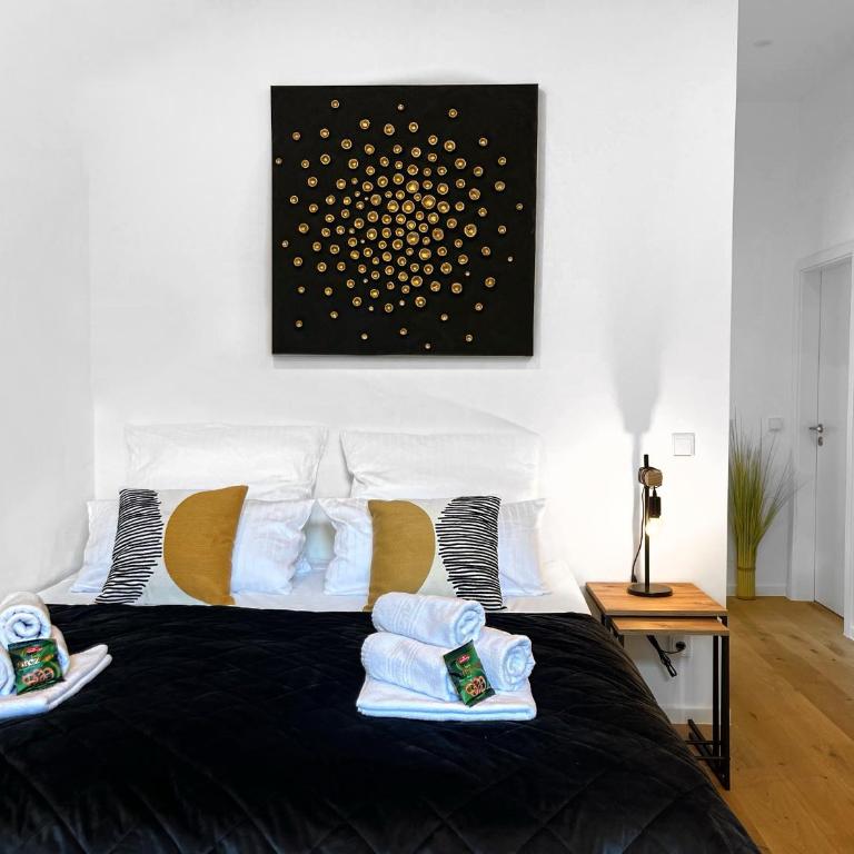 LeNi Living - Klein! Fein! Dein! - Two-Bedroom Apartment - 3