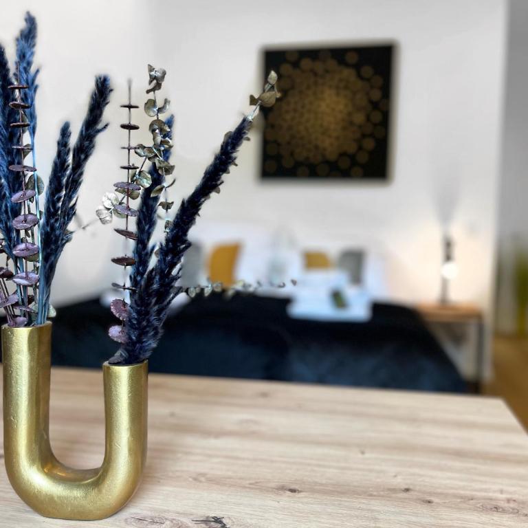 LeNi Living - Klein! Fein! Dein! - Two-Bedroom Apartment - 5