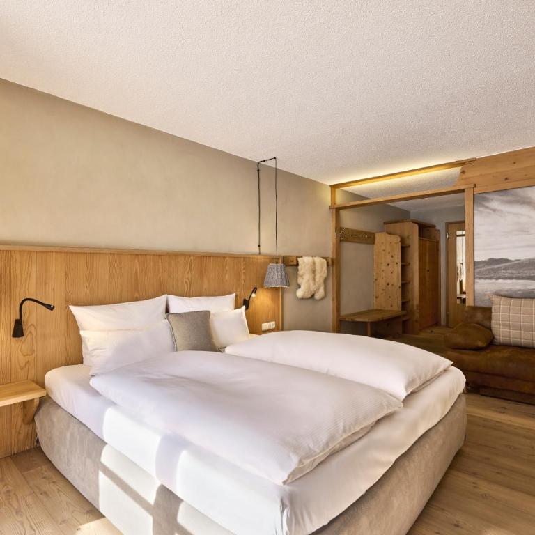 HUBERTUS Mountain Refugio Allgäu - Deluxe Doppelzimmer - 5