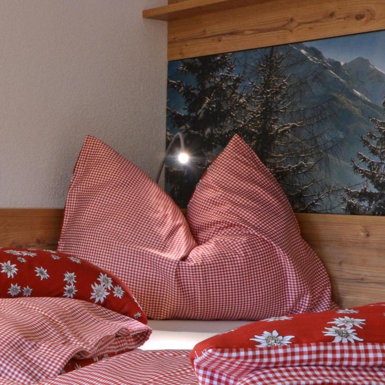 Pircher-Maes Apart & Stubaital - Deluxe Apartment mit 2 Schlafzimmern, Terrasse und privatem Garten - 7