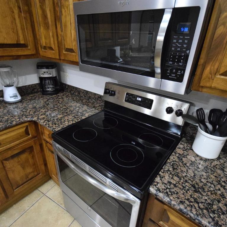 Bella Sirena Resort Premium View Condo - Apartamento - 24