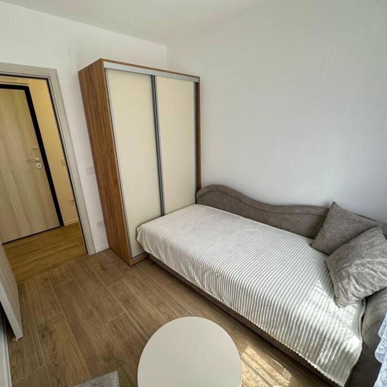 I&I 3 Bedrooms Apartment II - Three-Bedroom Apartment - 15