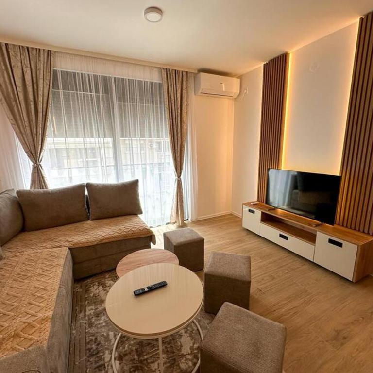 I&I 3 Bedrooms Apartment II - Three-Bedroom Apartment - 22
