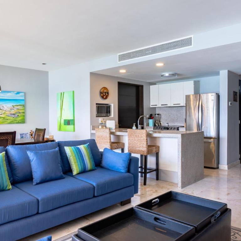 The Elements Oceanfront & Beachside Condo Hotel - Two-Bedroom Apartment with Ocean View - 9