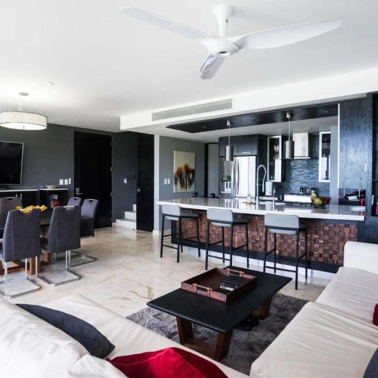 The Elements Oceanfront & Beachside Condo Hotel - Three-Bedroom Apartment with Ocean View - Penthouse - 1