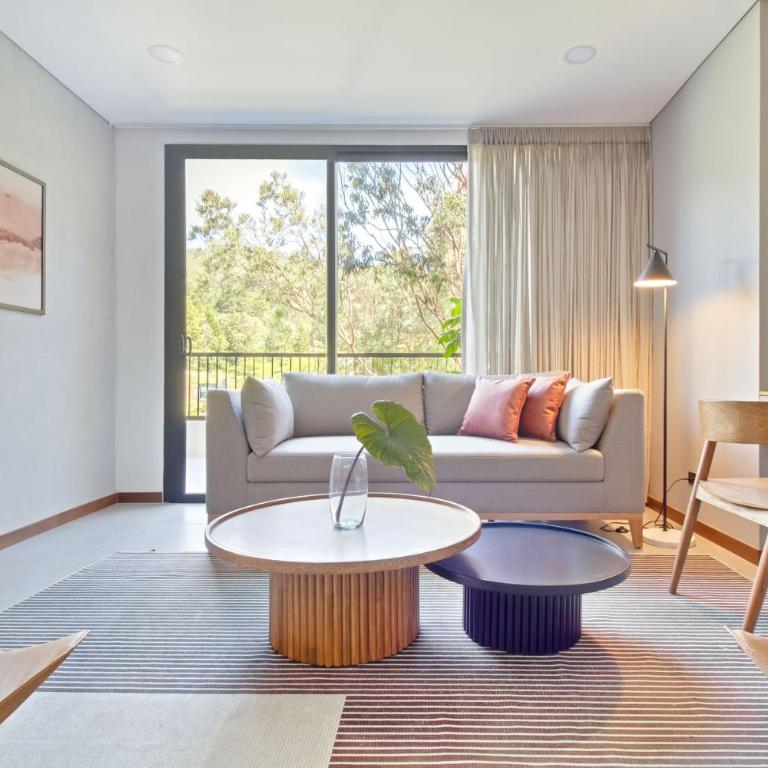Apartamento exclusivo, ideal para familias grandes con una vista sensacional - Three-Bedroom Apartment - 5