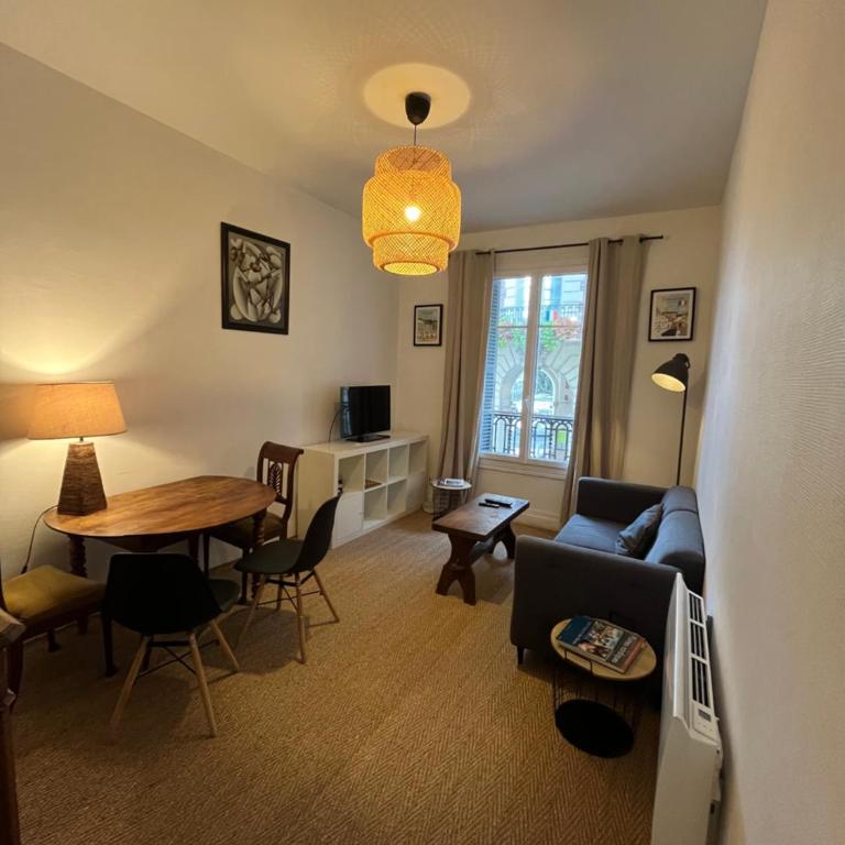 3 PIECES PLEIN CENTRE - Appartement 2 Chambres - 2