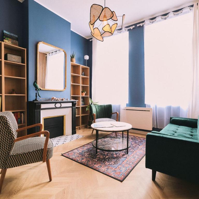 Elégante maison amiénoise - proche gare, home-cinéma, 3 chambres doubles, 1 chambre familiale avec jacuzzi privatif - La Maison Des Petits Sablon - Chambre Familiale - 2