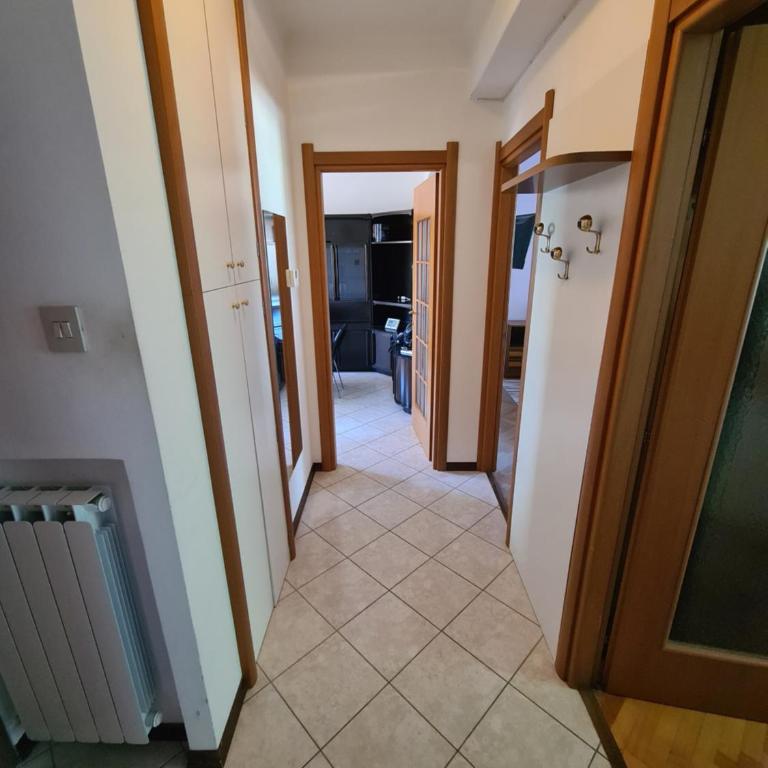 Casa Lisa - Appartamento con 2 Camere da Letto - 2