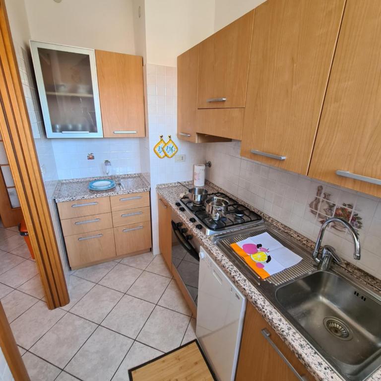 Casa Lisa - Appartamento con 2 Camere da Letto - 11