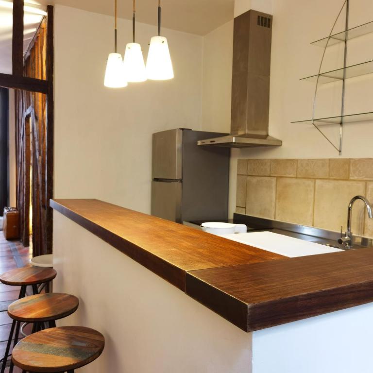 Le Marais style APT with 3 bdrs 3 mns Republique N3-43 - Three-Bedroom Apartment - 11