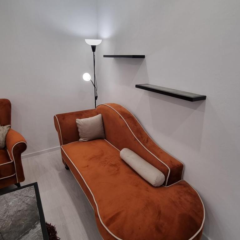 Beautiful, new, city centre apartment, Mostar - Four-Bedroom Apartment with Balcony - 4