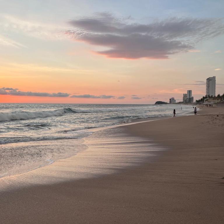 Fantástico Depa en Cerritos OCEANNA frente al MAR ! - 237 AB - - Two-Bedroom Apartment - 45