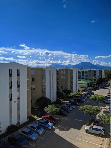 Upar Suite Apartamento con Aire Acondicionado y piscina - Three-Bedroom Apartment - 9