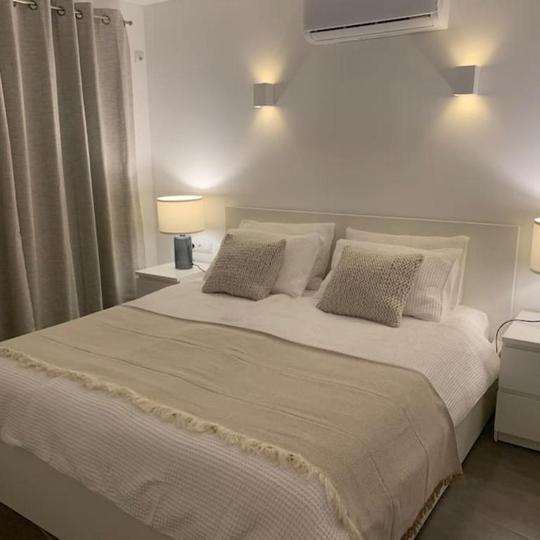 Beach Front House 'Casa Neen' - Two-Bedroom House - 5