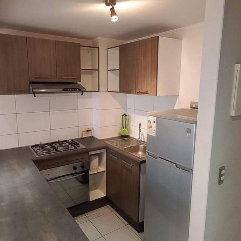 Frente al metro - Funcional y con wifi - La Pinta - One-Bedroom Apartment - 11