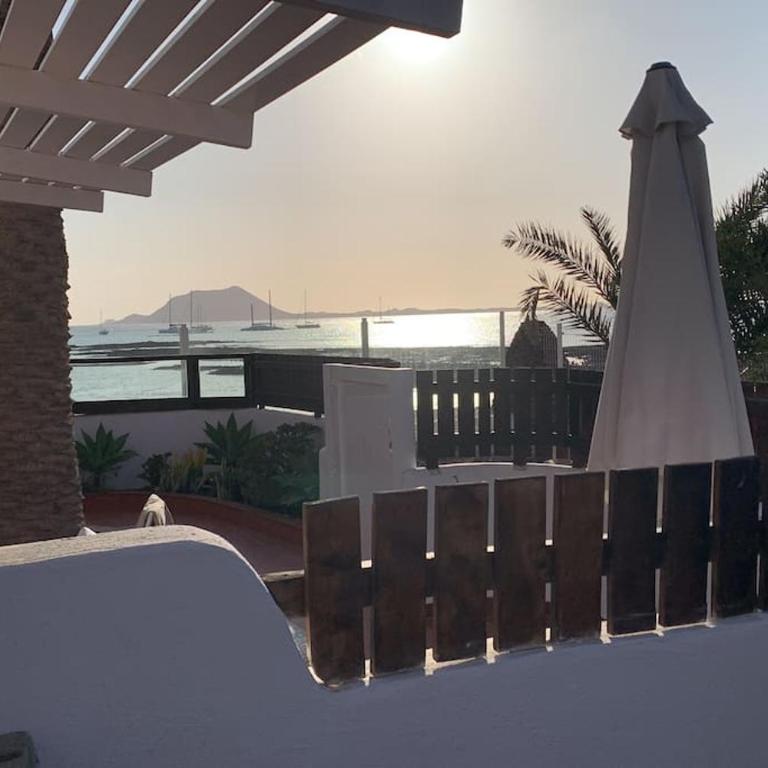 Beach Front House 'Casa Neen' - Two-Bedroom House - 12