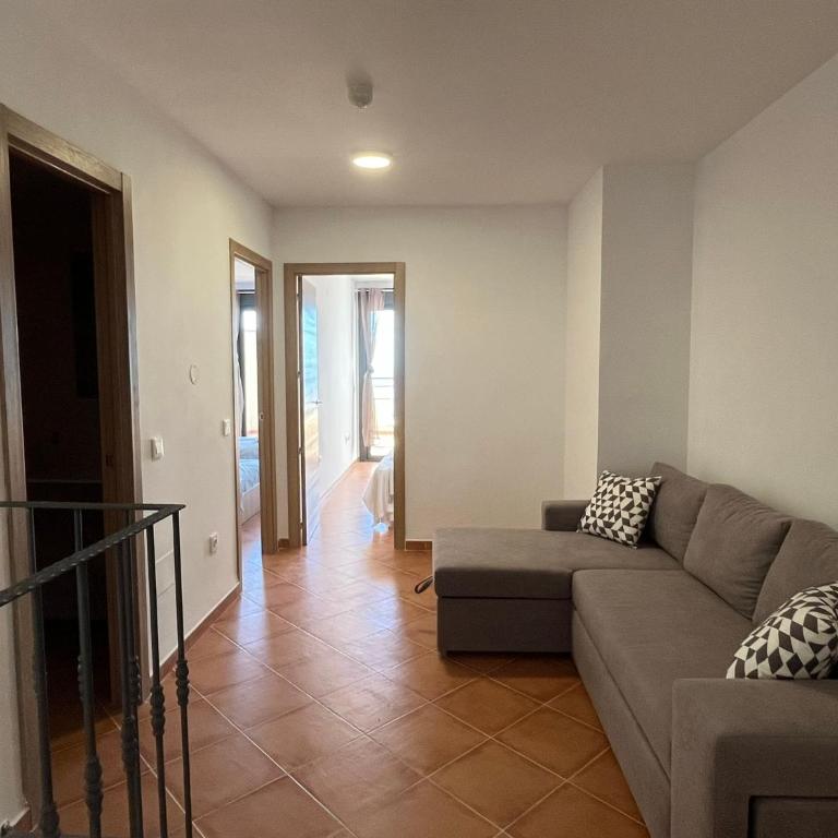 Espacioso Dúplex con terraza y vistas - Apartamento de 2 dormitorios con terraza y vistas al mar - 11